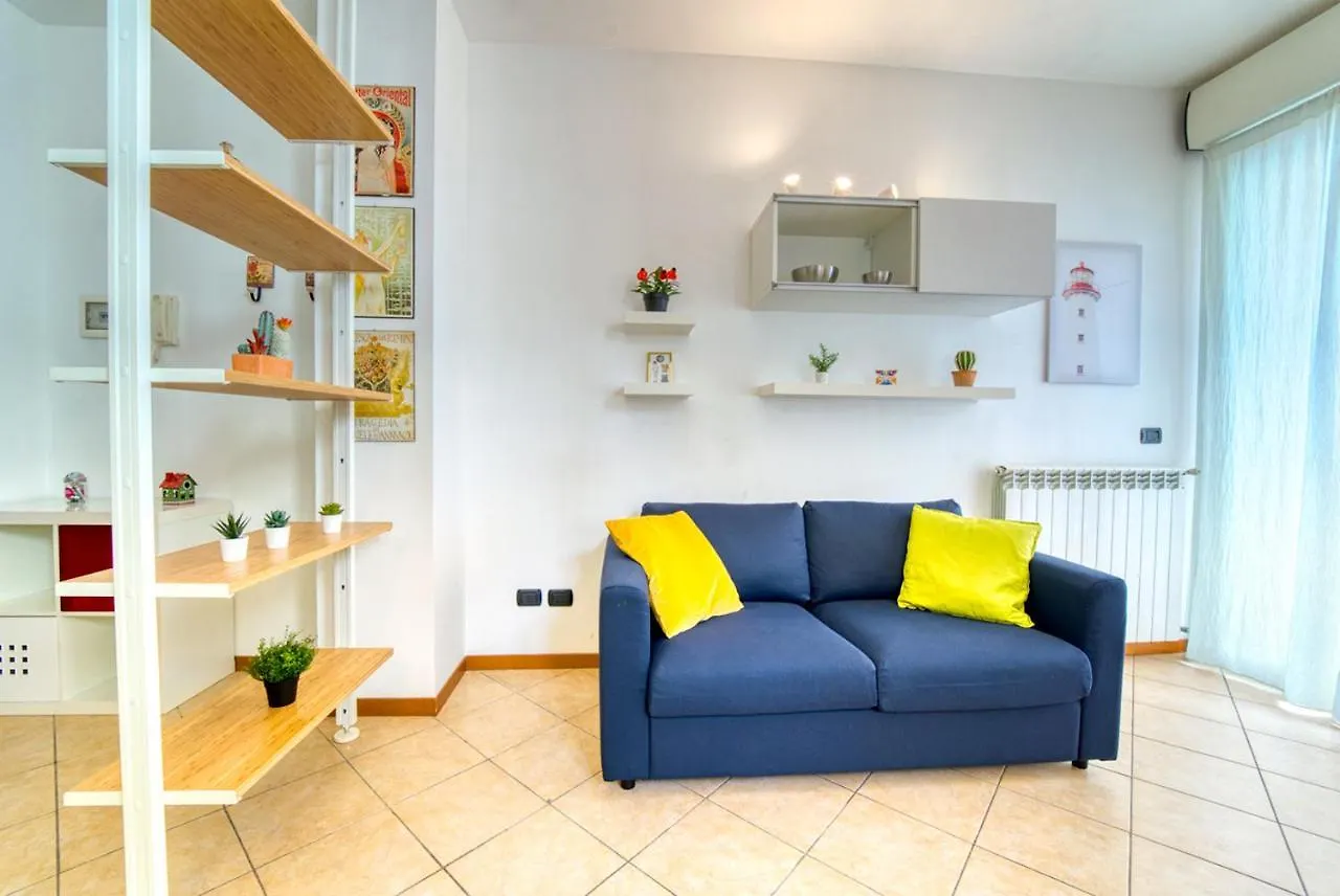 Apartment Caseospitali - Casa Certosa, Bilocale A Pochi Minuti Da Rho Fiera Milan Italy